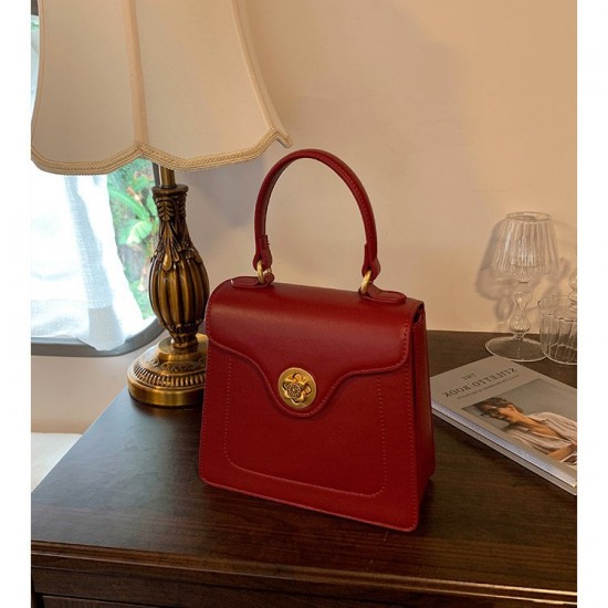 2025 New Red Wedding Clutch for Brides - High-End Style, Small Square Bag, Suitable for Daily Use